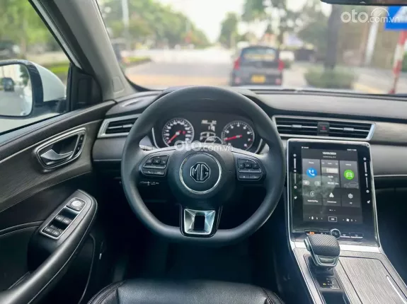 MG RX5 1.5 STD 2023 - Xe đẹp, chủ đi giữ gìn, giá tốt giao ngay