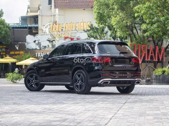 Mercedes-Benz GLC 300 2022 - Siêu lướt, chủ đi cực ít, chất xe còn như new