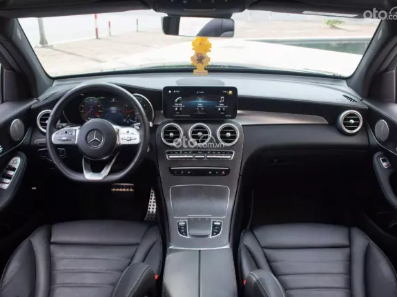 Mercedes-Benz GLC 300 2022 - Siêu lướt, chủ đi cực ít, chất xe còn như new