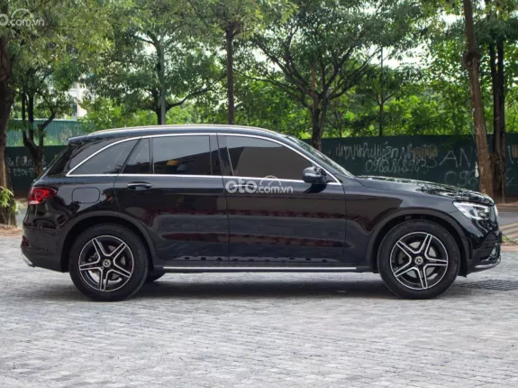 Mercedes-Benz GLC 300 2022 - Siêu lướt, chủ đi cực ít, chất xe còn như new