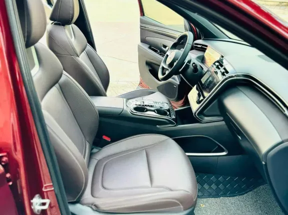 Hyundai Tucson 1.6 Turbo HTRAC 2023 - Giá 910tr