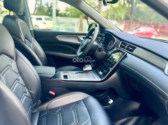 MG RX5 1.5 STD 2023 - Giá 575tr