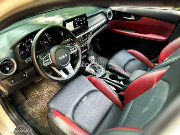 Kia K3 1.6 Premium 2022 - Giá 575tr