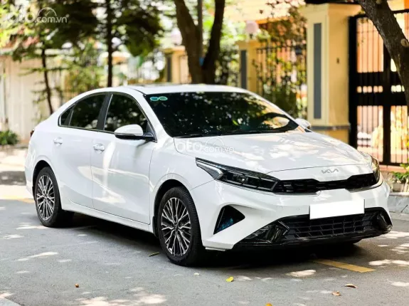 Kia K3 1.6 Premium 2022 - Giá 575tr