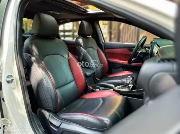 Kia K3 1.6 Premium 2022 - Giá 575tr