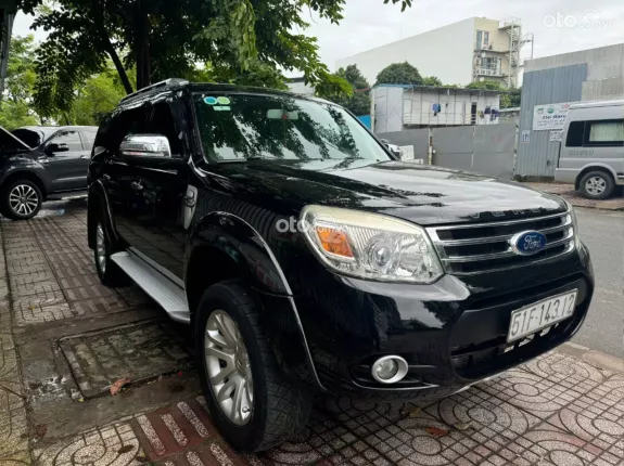 Ford Everest Limited 2015 - FORD EVEREST LIMITED 2015 SỐ TỰ ĐỘNG_XE ĐI GIA ĐÌNH RẤT KỸ_HÃNG FORD BÁN VÀ BẢO HÀNH