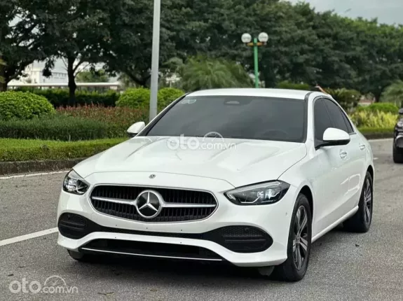 Mercedes-Benz C200 Avantgarde Plus 2021 - E cần bán mercedes c200 sx 2021 xe đẹp lắm