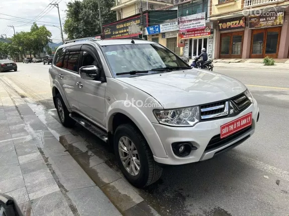 Mitsubishi Pajero Sport D 4x2 MT 2017 - Máy dầu cực khoẻ, tiết kiệm bền bỉ