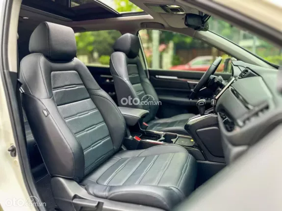 Honda CR-V 1.5 L 2020 - Giá 875tr