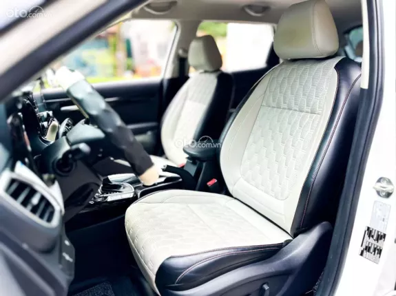Kia Seltos 1.4T Luxury 2022 - Giá 638tr