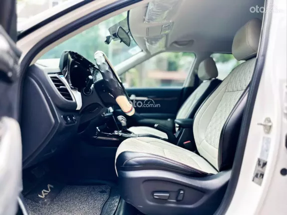 Kia Seltos 1.4T Luxury 2022 - Giá 638tr