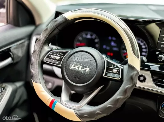 Kia Seltos 1.4T Luxury 2022 - Giá 638tr