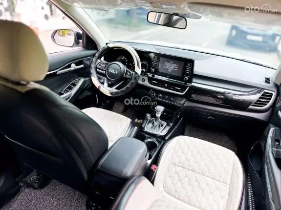 Kia Seltos 1.4T Luxury 2022 - Giá 638tr
