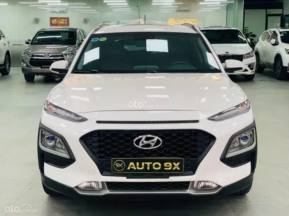 Hyundai Kona 2.0 AT Tiêu chuẩn 2019 - Xe màu Trắng- Nội thất đỏ