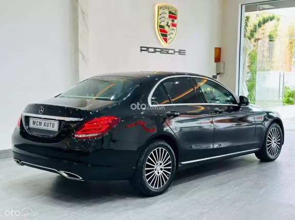 Mercedes-Benz C250 Exclusive 2015 - Chạy hơn 5v miles full lịch sử hãng