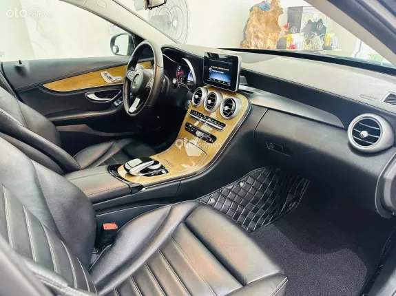 Mercedes-Benz C250 Exclusive 2015 - Chạy hơn 5v miles full lịch sử hãng