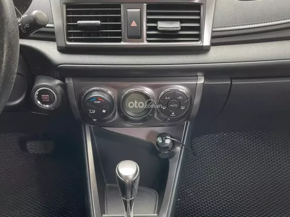 Toyota Yaris 1.3G 2015 - 10v 1 chủ vào nhiều đồ chơi