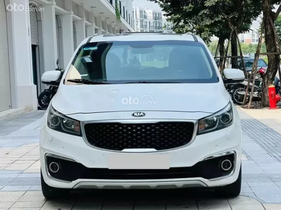 Kia Sedona 2.2 DATH 2018 - 9v xịn