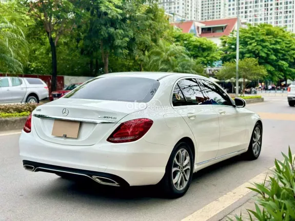 Mercedes-Benz C200 2018 - Xe đẹp siêu lướt, giá tốt giao ngay