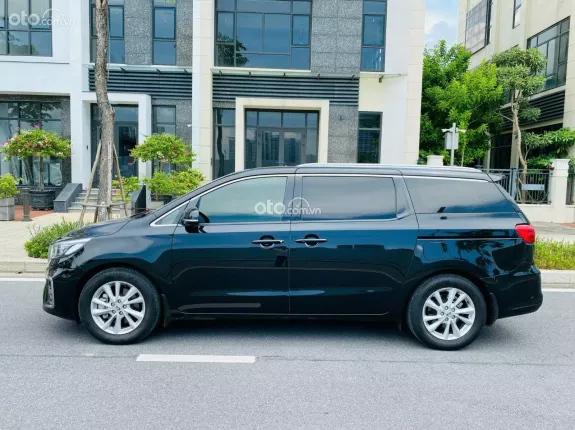 Kia Sedona 3.3 GAT 2021 - Hỗ trợ trả góp 70%, xe đẹp chủ đi giữ gìn, giá tốt
