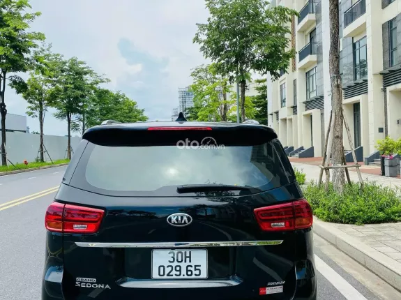Kia Sedona 3.3 GAT 2021 - Hỗ trợ trả góp 70%, xe đẹp chủ đi giữ gìn, giá tốt