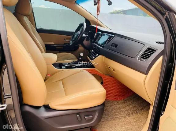 Kia Sedona 3.3 GAT 2021 - Hỗ trợ trả góp 70%, xe đẹp chủ đi giữ gìn, giá tốt