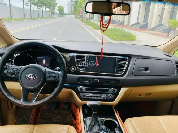 Kia Sedona 3.3 GAT 2021 - Hỗ trợ trả góp 70%, xe đẹp chủ đi giữ gìn, giá tốt