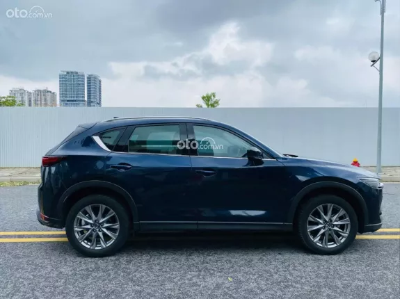 Mazda CX-5 2.0 Luxury 2021 - Xe đẹp, chủ đi giữ gìn, Full lịch sử hãng, trả góp lãi suất ưu đãi