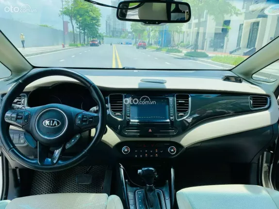 Kia Rondo 2.0 GATH 2015 - Hàng hiếm, giá tốt giao ngay, chủ đi giữ gìn