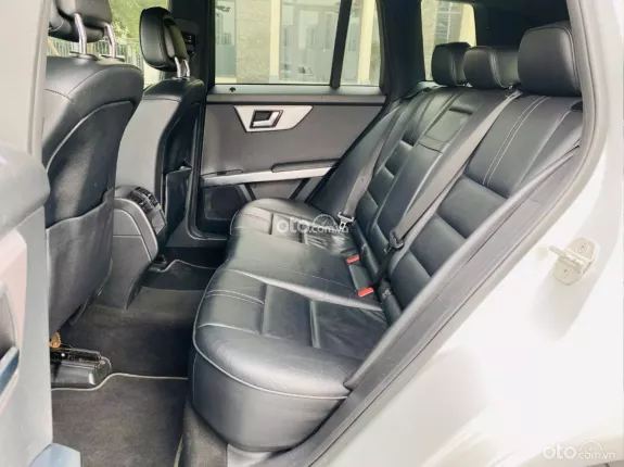 Mercedes-Benz GLK 300 4Matic 2011 - Xe đẹp, hàng hiếm, đã bảo dưỡng đầy đủ, giá tốt