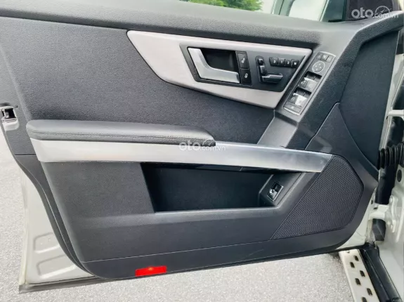 Mercedes-Benz GLK 300 4Matic 2011 - Xe đẹp, hàng hiếm, đã bảo dưỡng đầy đủ, giá tốt