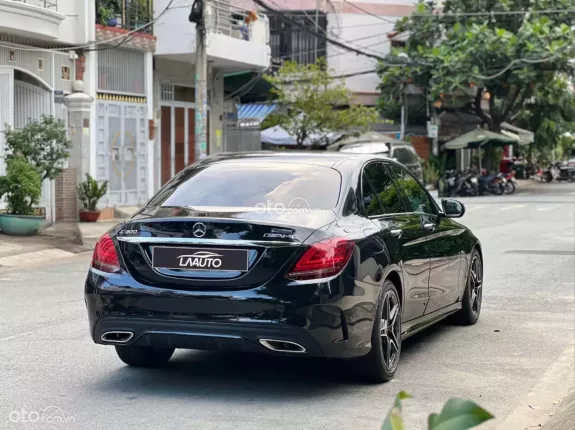 Mercedes-Benz C300 2019 - Siêu đẹp
