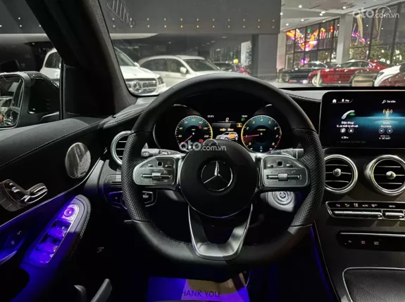 Mercedes-Benz GLC 300 2022 - Tên công ty xuất hoá đơn 1. Ty750