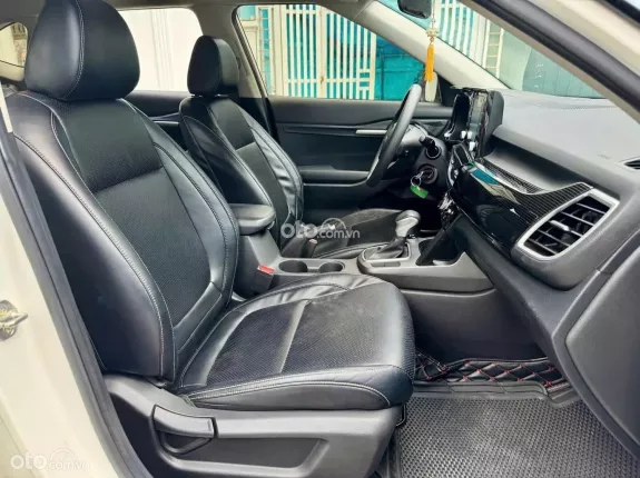 Kia Seltos 1.4T Deluxe 2020 - Giá 515tr