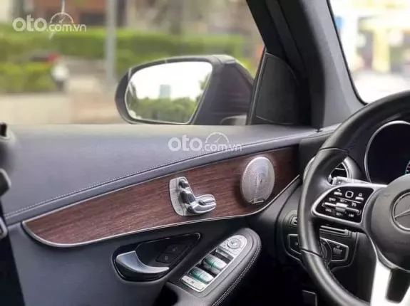 Mercedes-Benz GLC 200 4Matic 2022 - Bản V1 siêu Hot