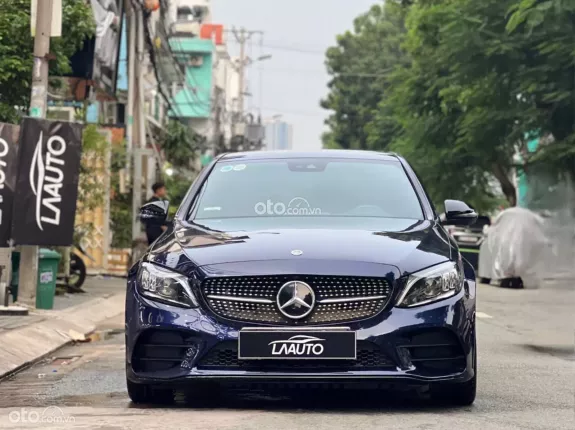 Mercedes-Benz C300 AMG 2019 - Xanh nâu siêu Hiếm