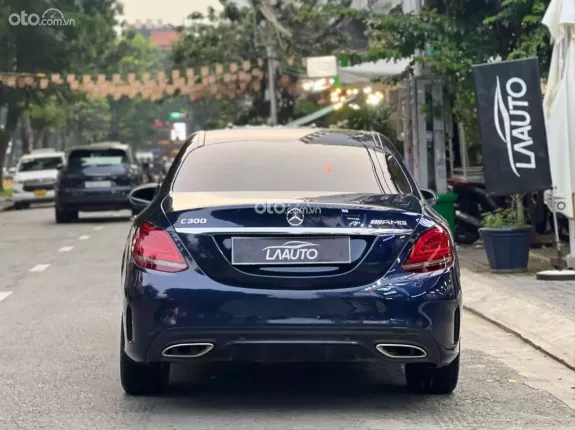 Mercedes-Benz C300 AMG 2019 - Xanh nâu siêu Hiếm