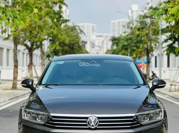 Volkswagen Passat 1.8 TSI Blue Motion 2020 - Sedan hạng sang cho Doanh nhân ☑️