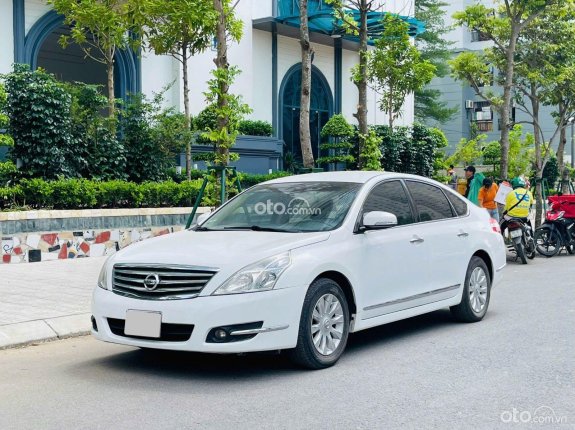 Nissan Teana 2.0 AT 2011 - Màu Trắng xe đẹp bảo dưỡng kỹ