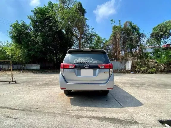 Toyota Innova 2.0V 2022 - Toyota Innova 2.0V 2022