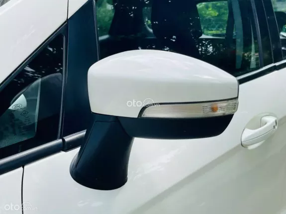 Ford EcoSport Titanium 1.5L AT 2016 - Màu TRẮNG hỗ trợ bank