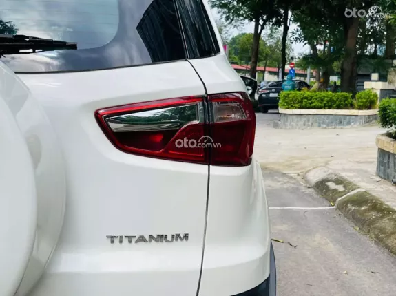 Ford EcoSport Titanium 1.5L AT 2016 - Màu TRẮNG hỗ trợ bank