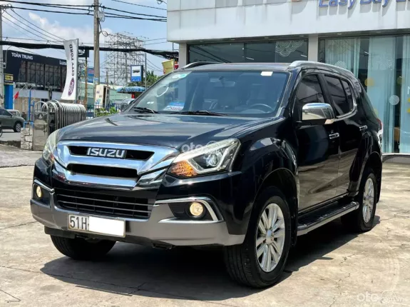 Isuzu mu-X 1.9 PRESTIGE 4X2 AT 2019 - 7 chỗ cầu sau rẻ nhất