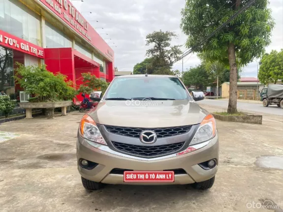 Mazda BT-50 Premium 4x4 3.2 AT 2013 - Bán tải 2 cầu, máy dầu số tự động chất lượng cao, keo chỉ Zin tuyệt đối