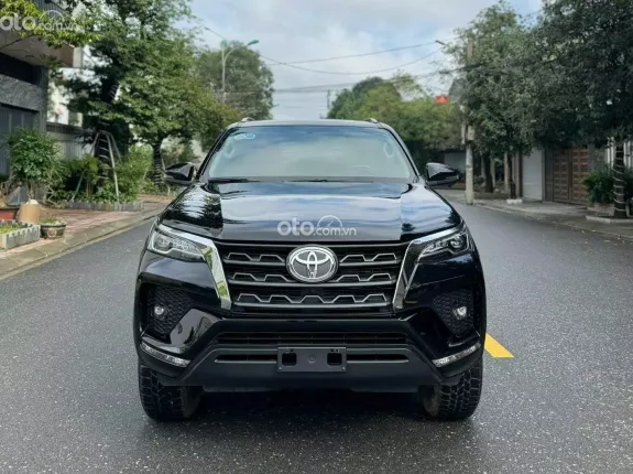 Toyota Fortuner 2022 - Giá 999tr