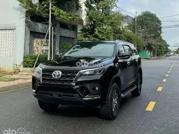 Toyota Fortuner 2022 - Giá 999tr