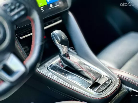 MG ZS 1.5 2WD STD+ 2022 - Giá 425tr