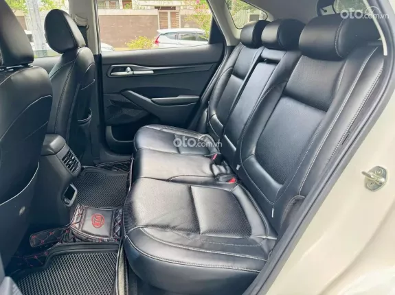 Kia Seltos 1.4T Deluxe 2020 - Giá 515tr