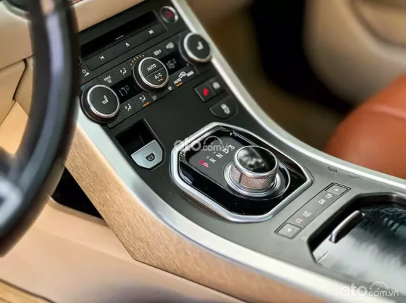 Land Rover Range Rover Prestige 2014 - Giá 750tr