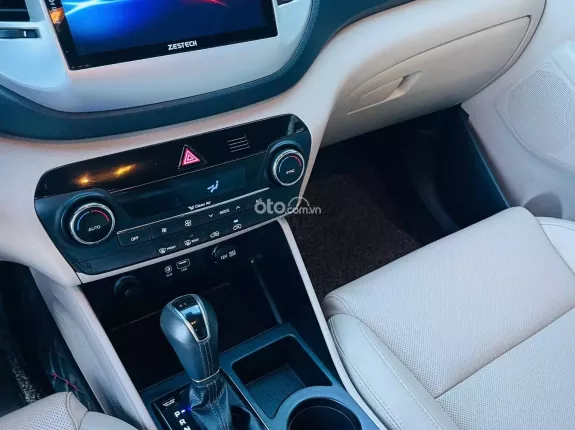 Hyundai Tucson 2.0 Tiêu chuẩn 2019 - Xe cực đẹp, không ngập nước, hỗ trợ trả góp